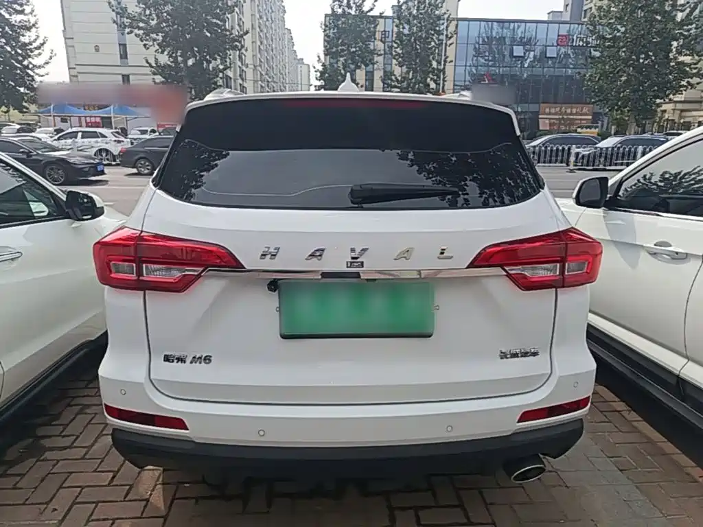 Haval M6 — фото 6