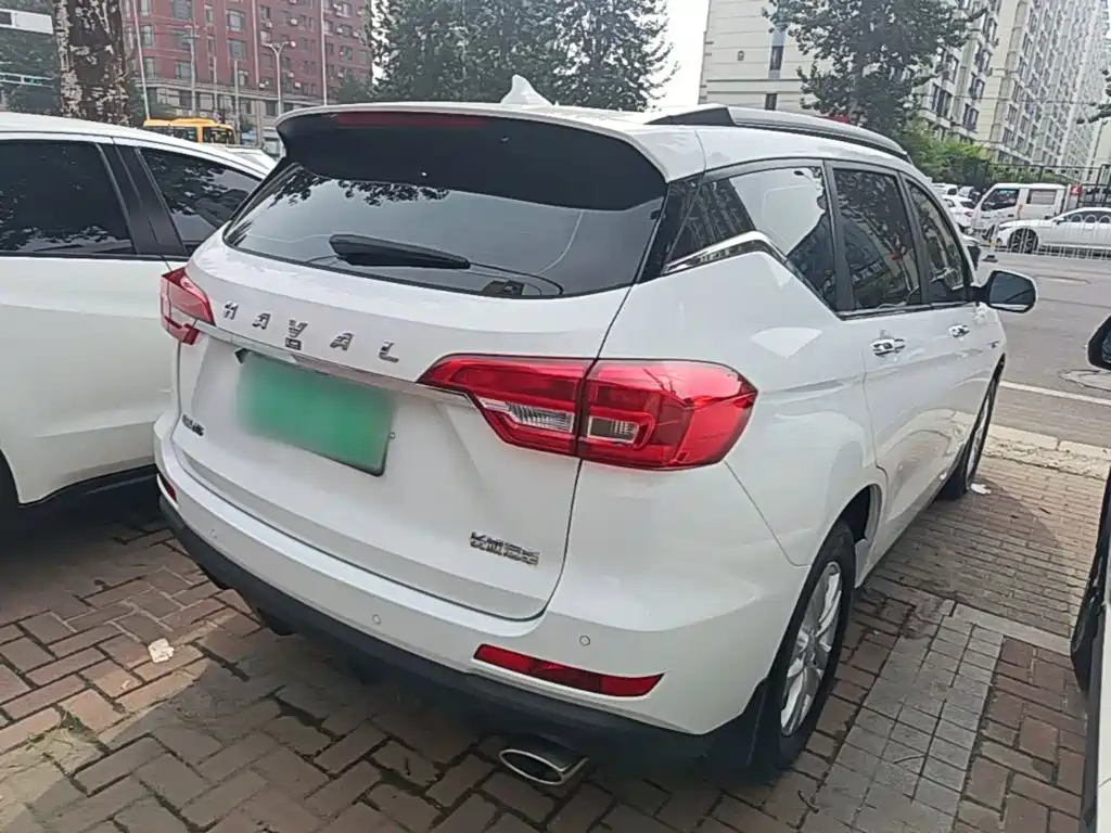 Haval M6 — фото 7