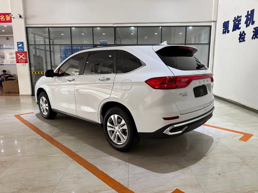 Haval M6 — фото 6