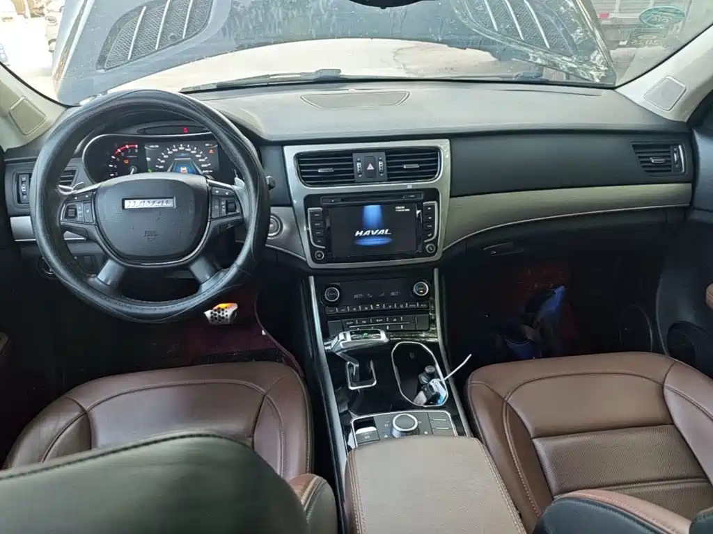 Haval H8 — фото 10