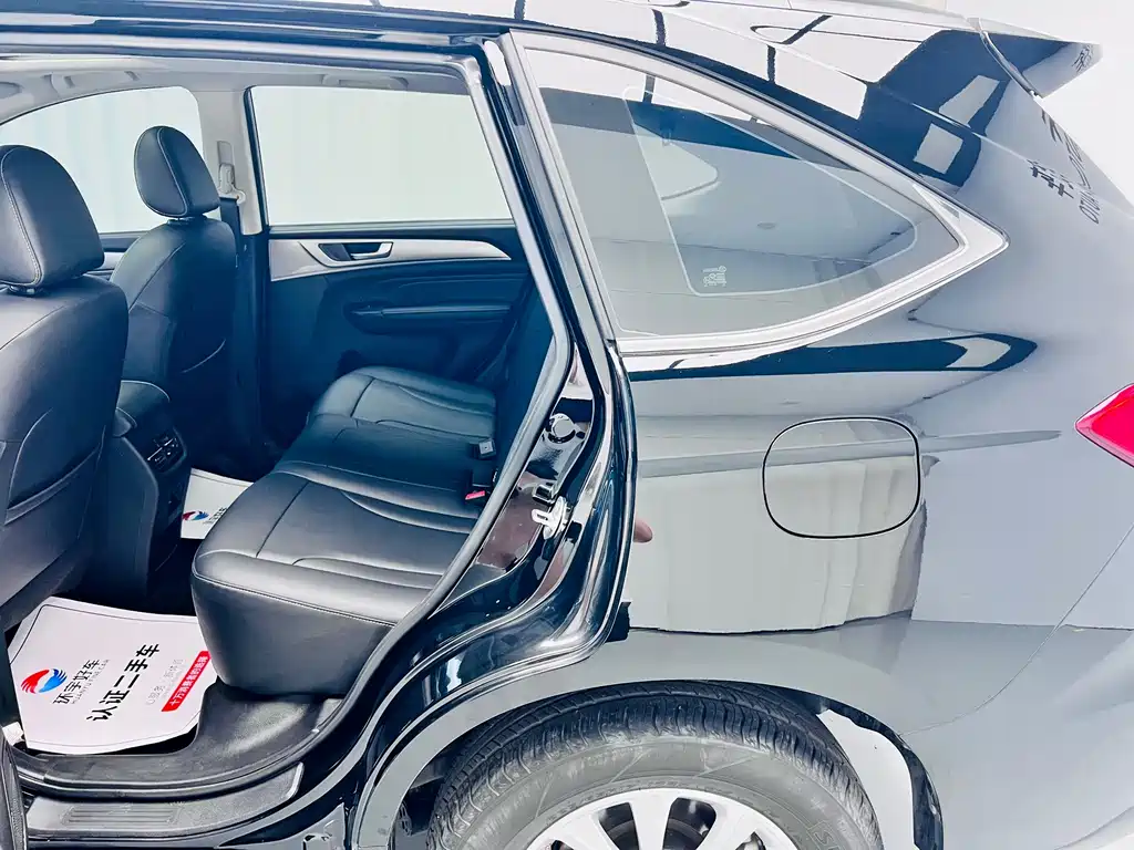 Haval M6 — фото 21