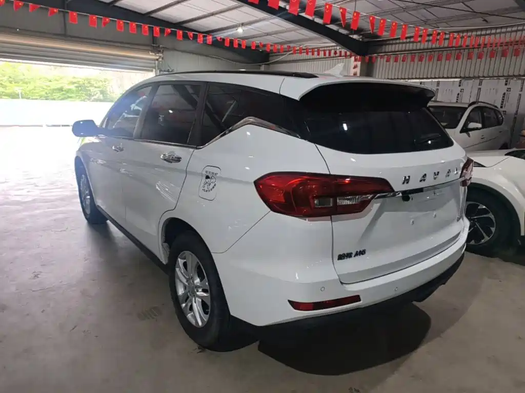 Haval M6 — фото 5