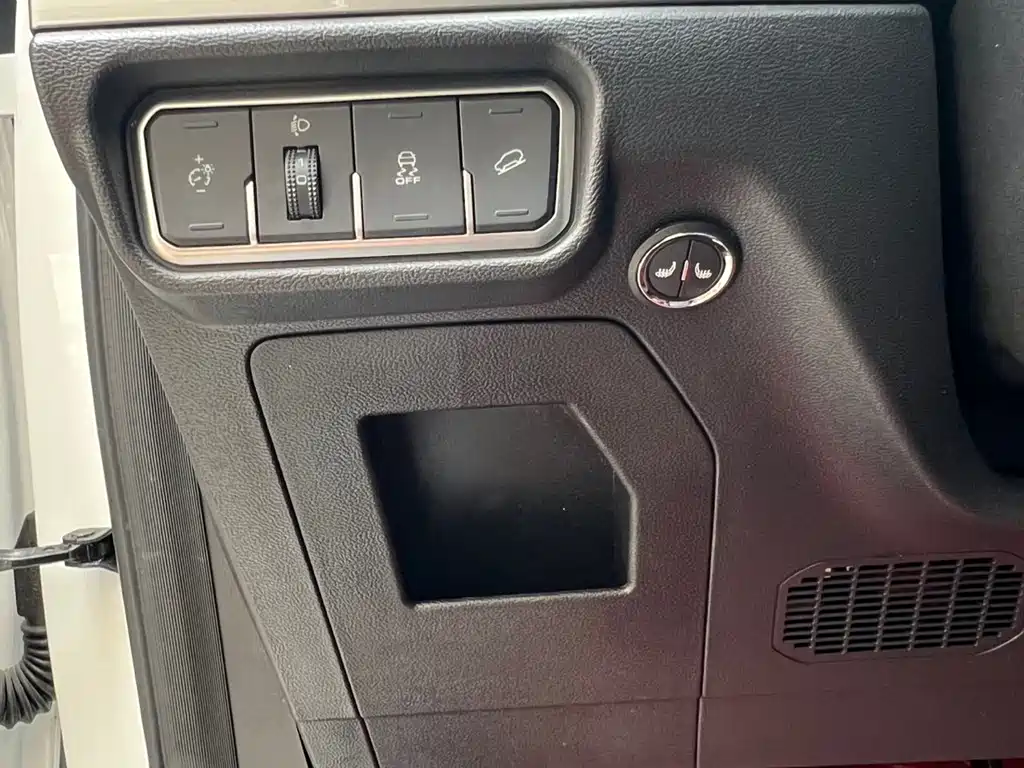 Haval H6 — фото 10