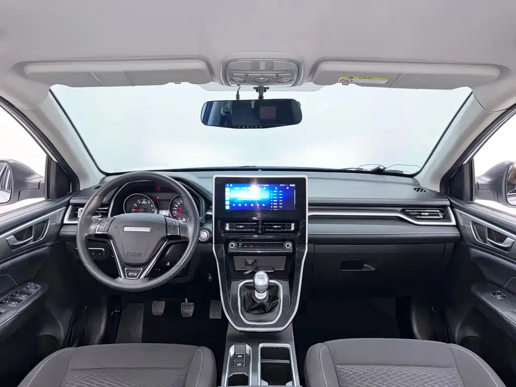 Haval M6 — фото 11