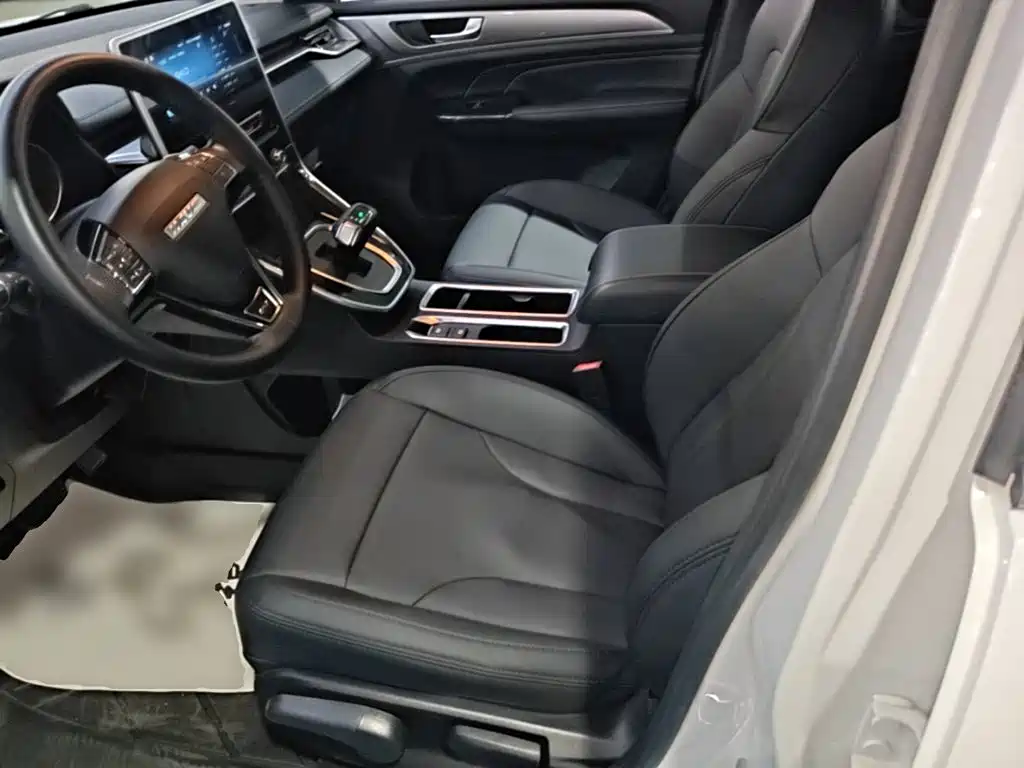Haval M6 — фото 15