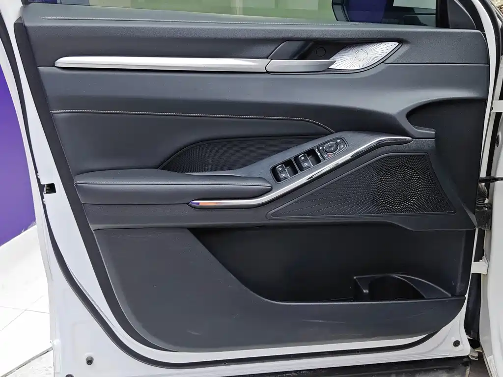 Haval H6 — фото 10