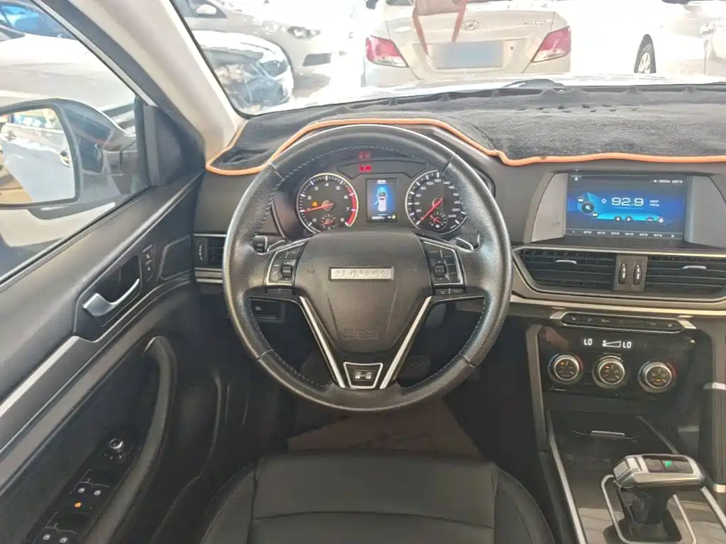 Haval H6 — фото 11