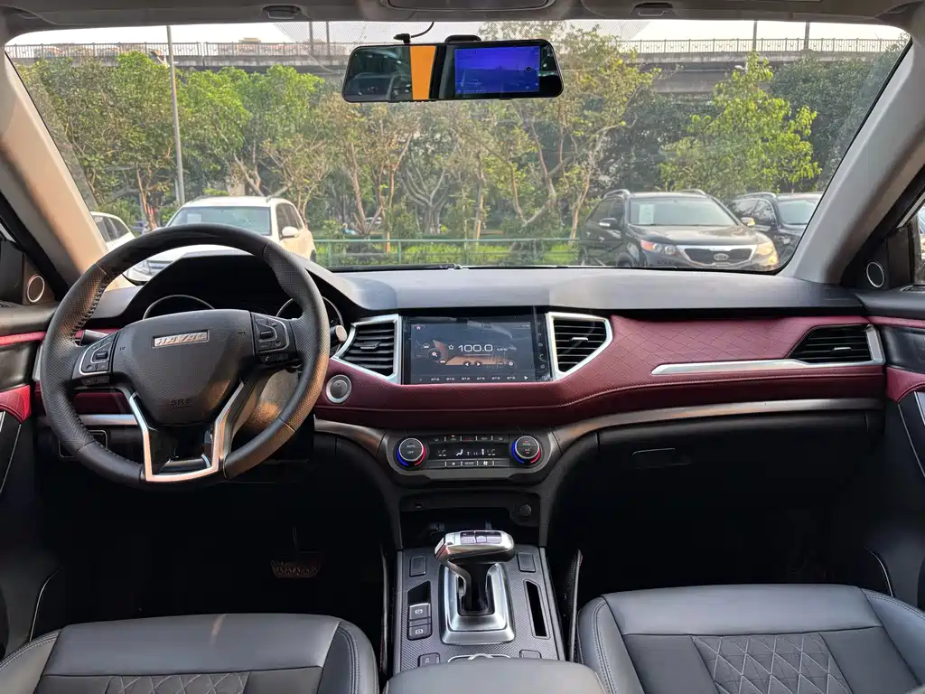 Haval H6 Coupe — фото 14