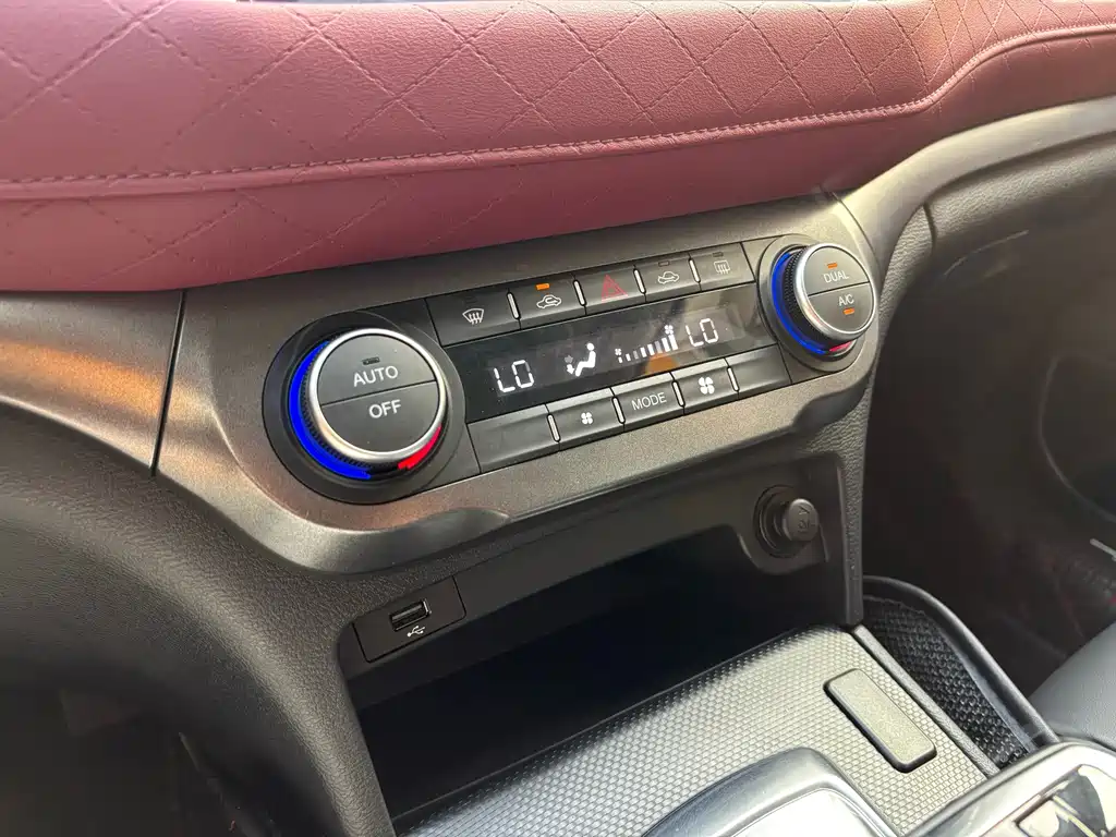 Haval H6 Coupe — фото 28