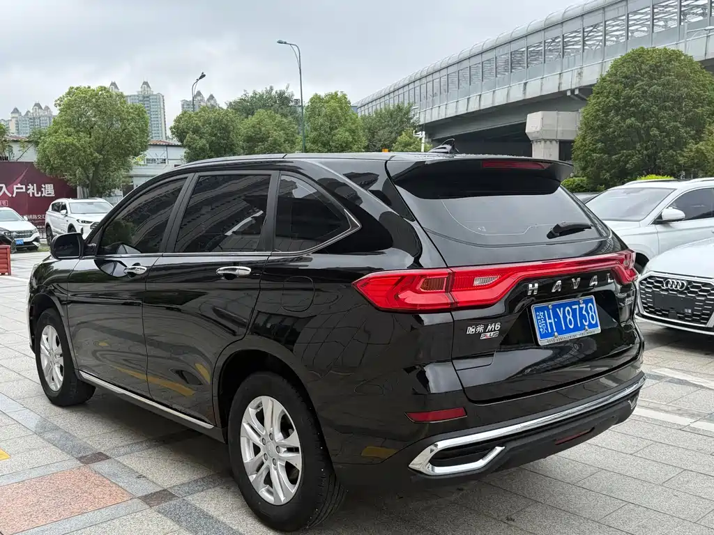 Haval M6 — фото 11