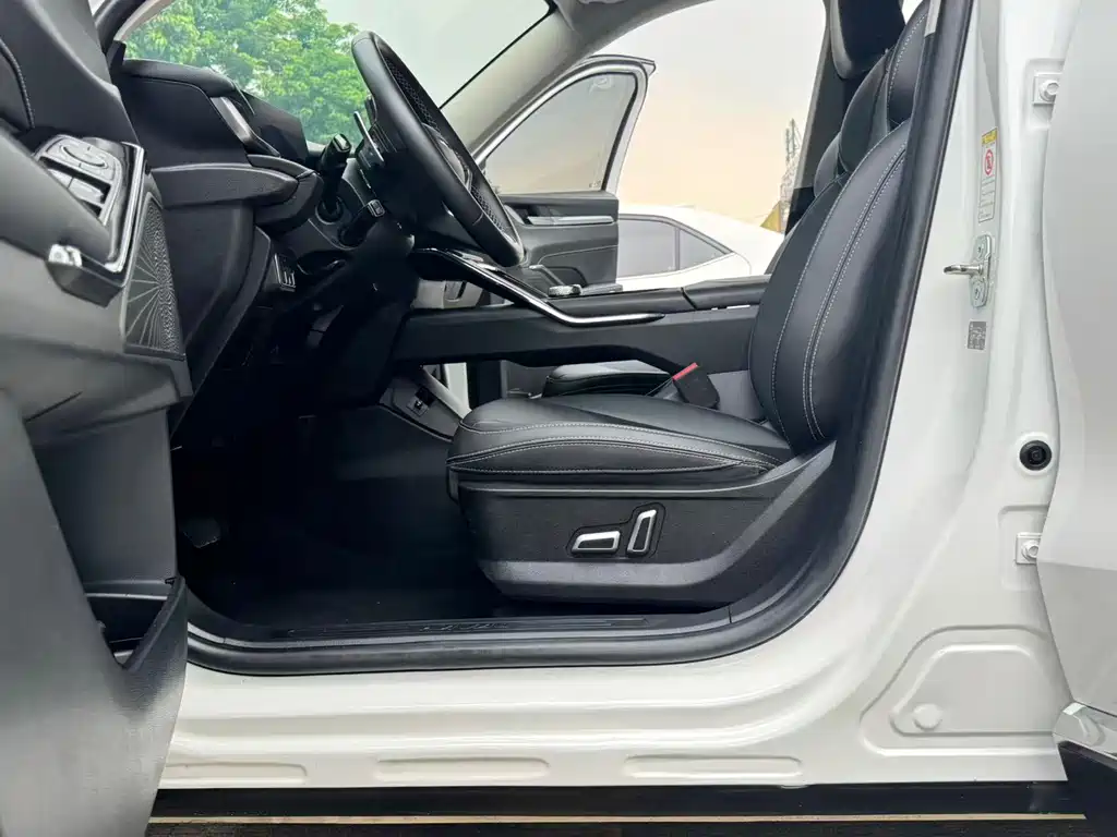 Haval H6 — фото 11