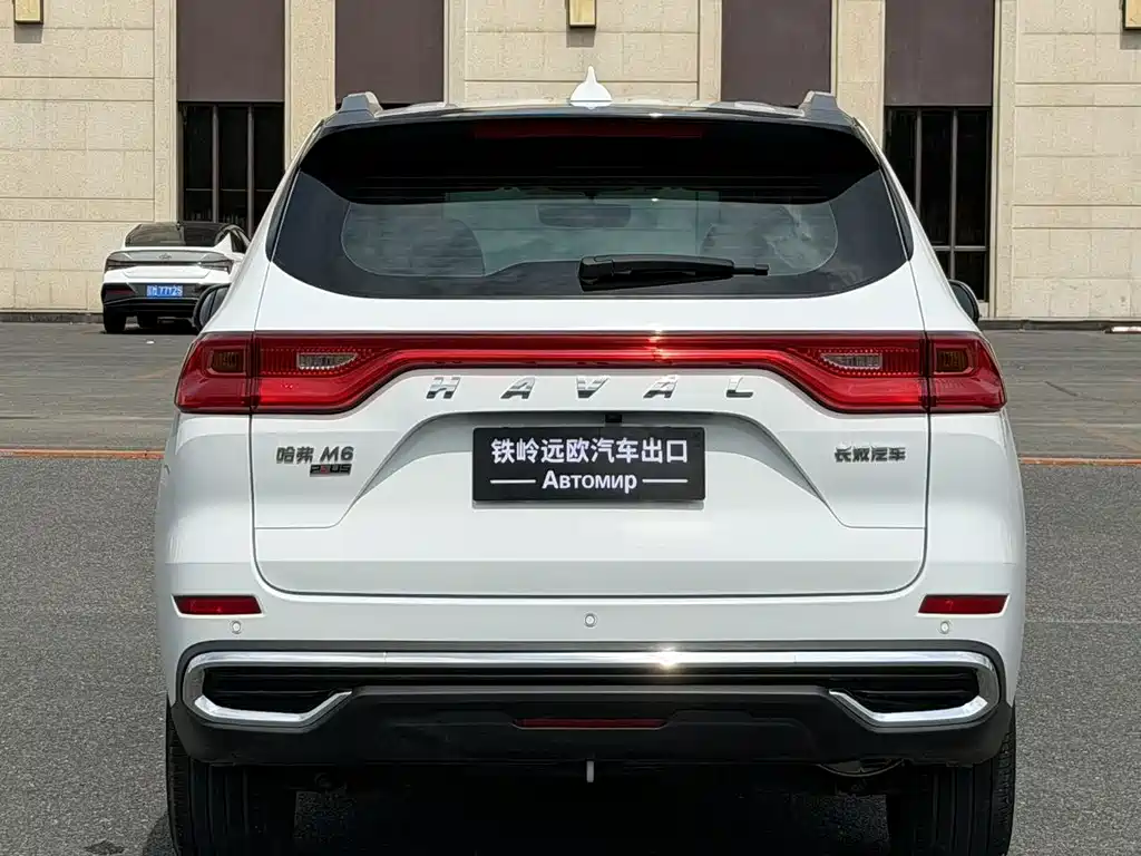 Haval M6 — фото 5