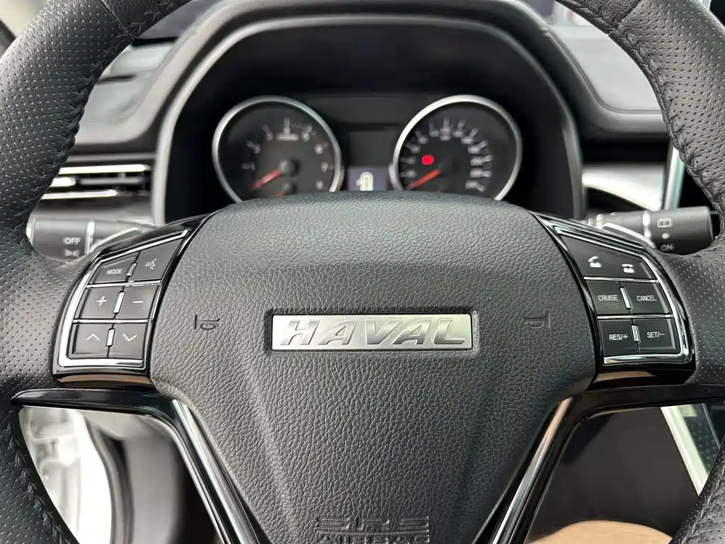 Haval M6 — фото 14
