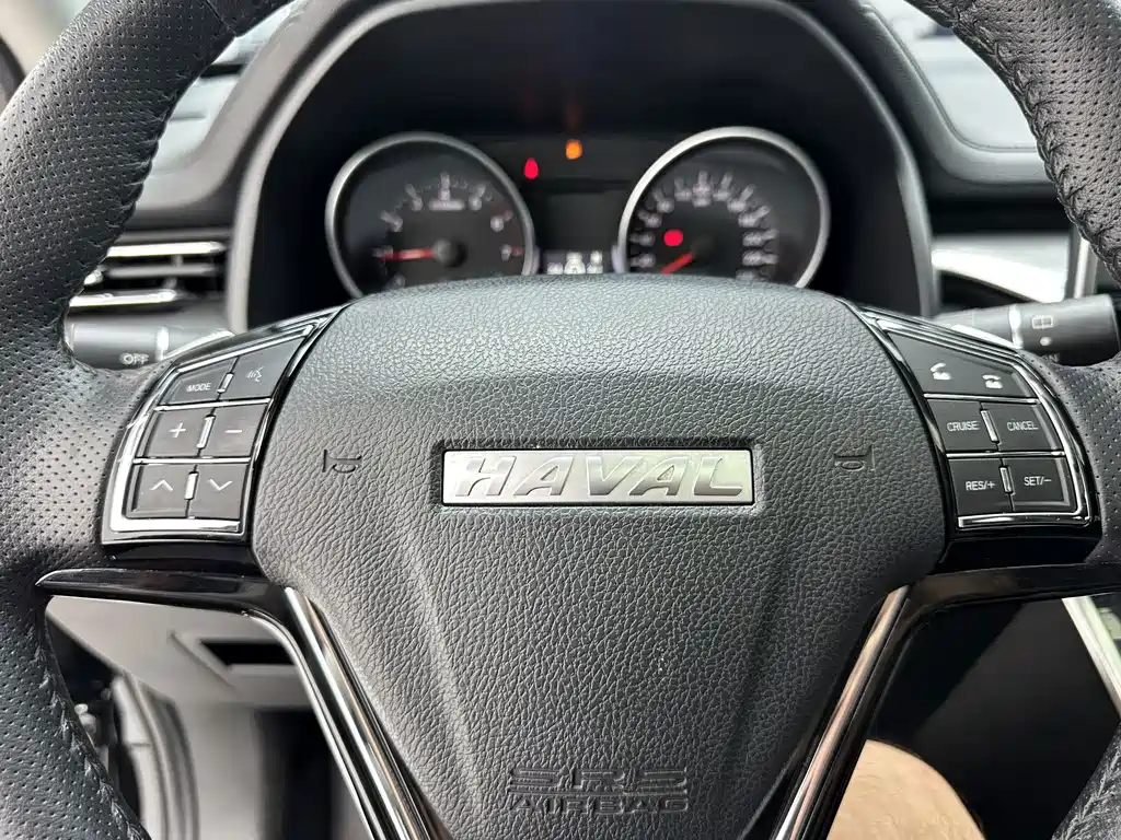 Haval M6 — фото 14