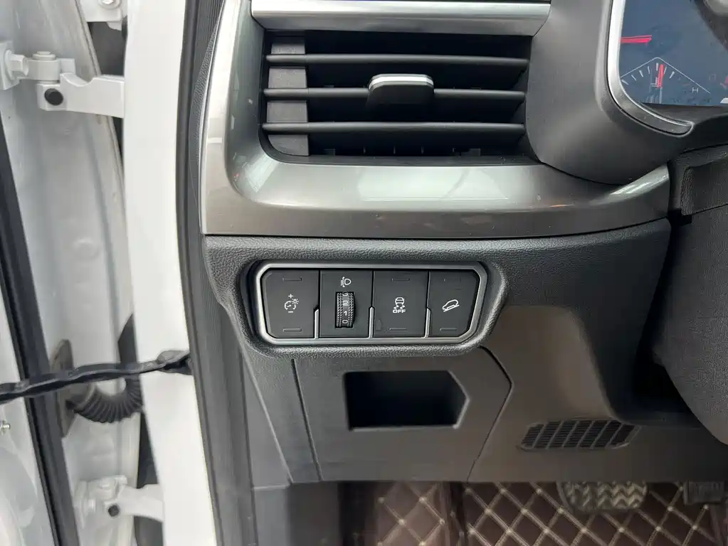 Haval H6 — фото 10