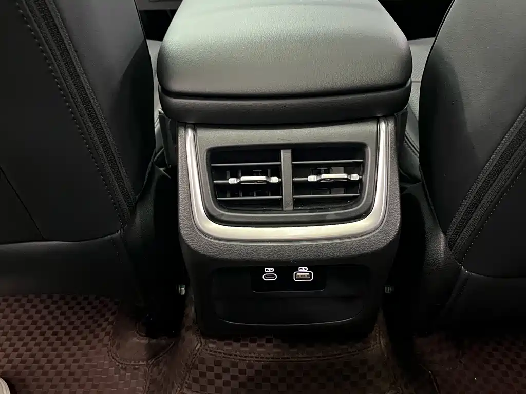 Haval Xiaolong MAX — фото 15