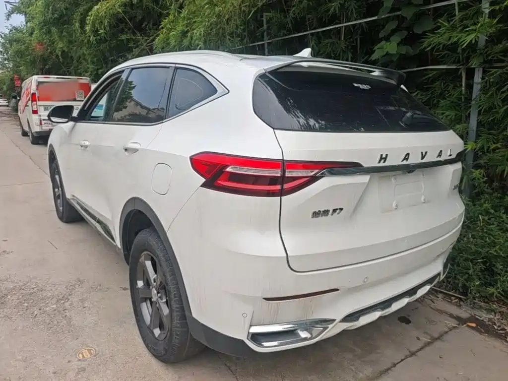 Haval F7 — фото 5