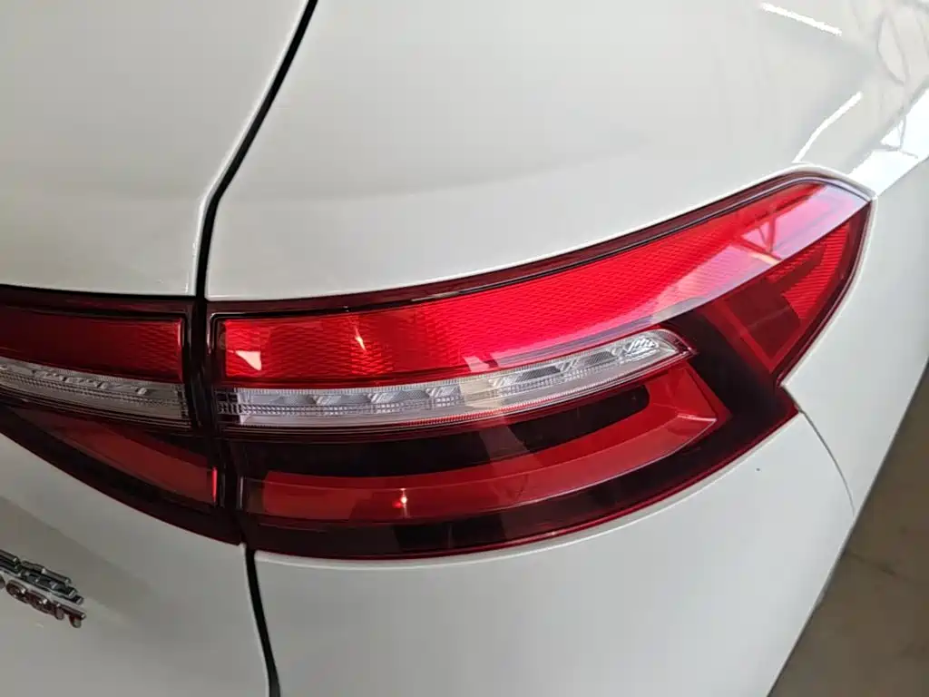 Haval F7 — фото 8