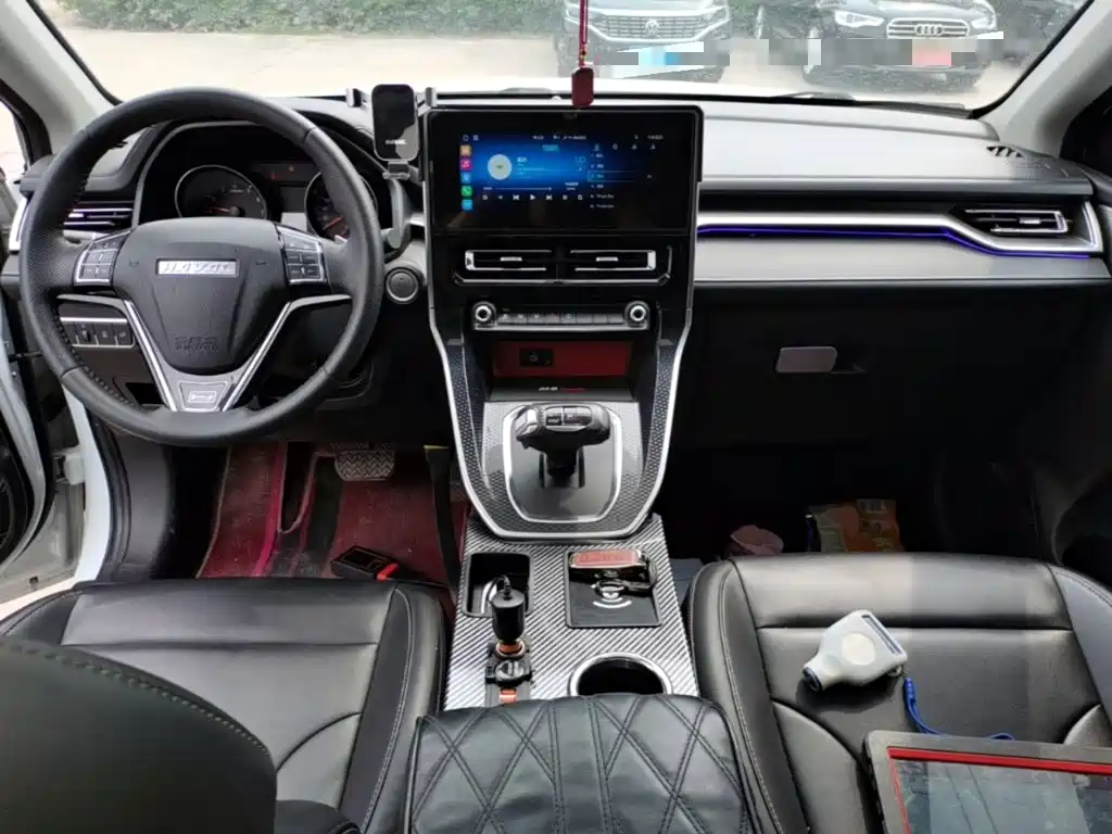 Haval M6 — фото 3