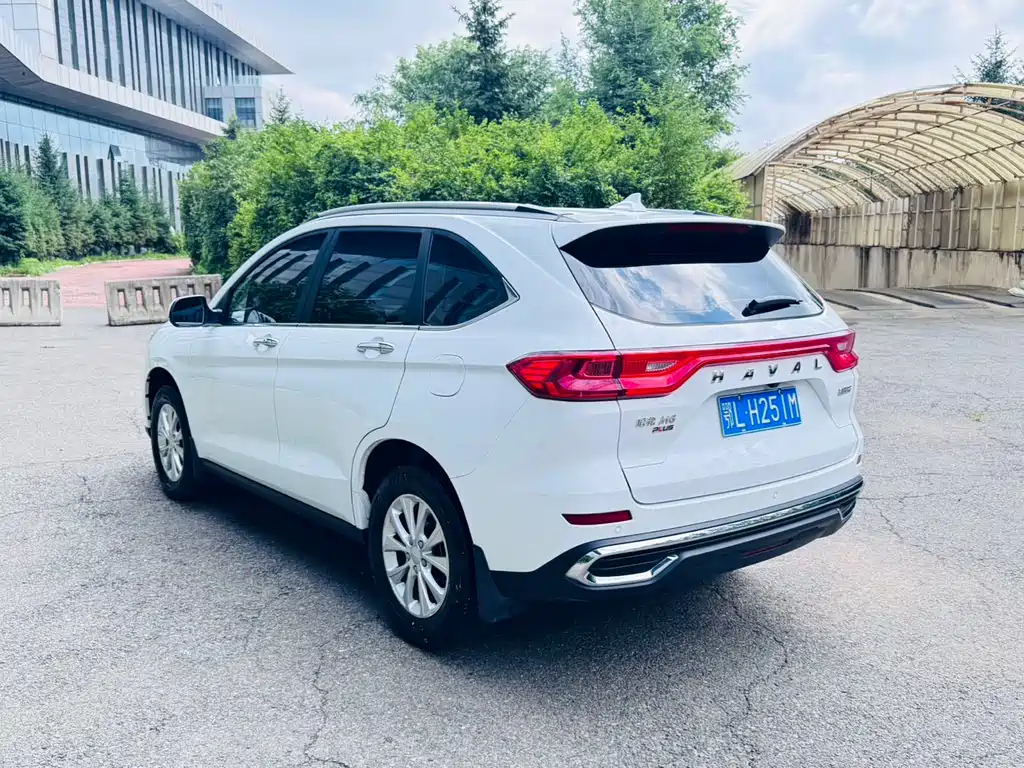 Haval M6 — фото 4
