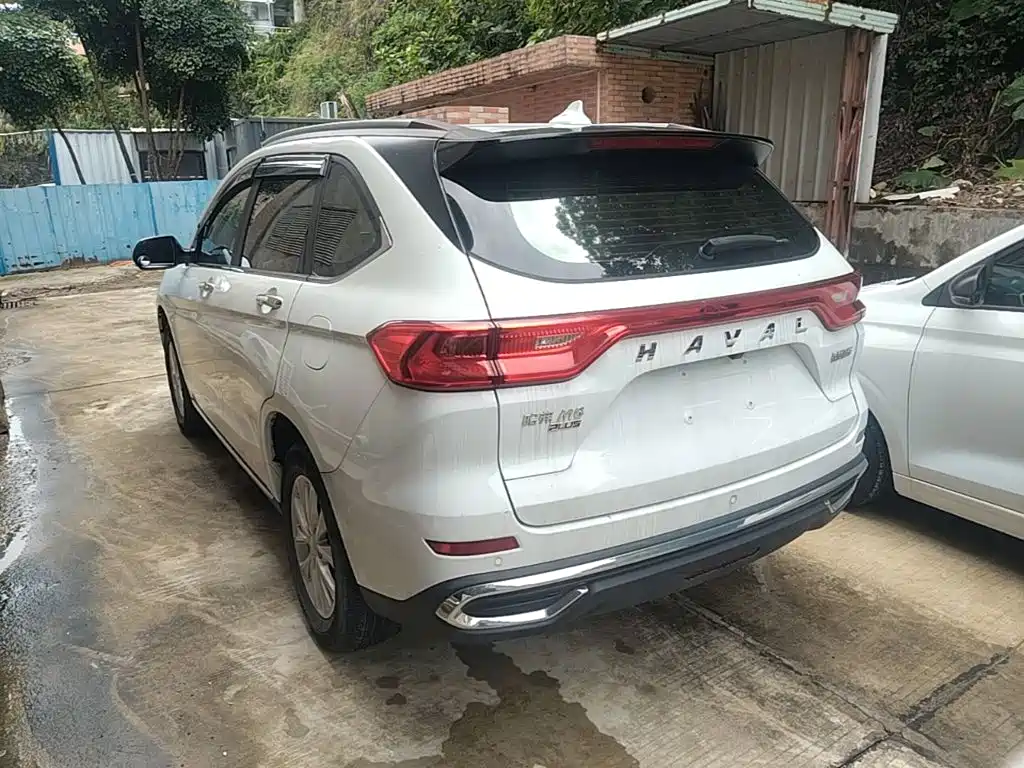 Haval M6 — фото 5