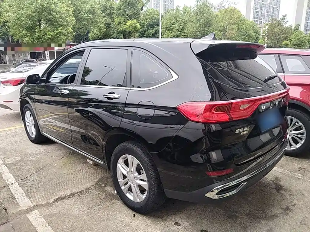 Haval M6 — фото 5