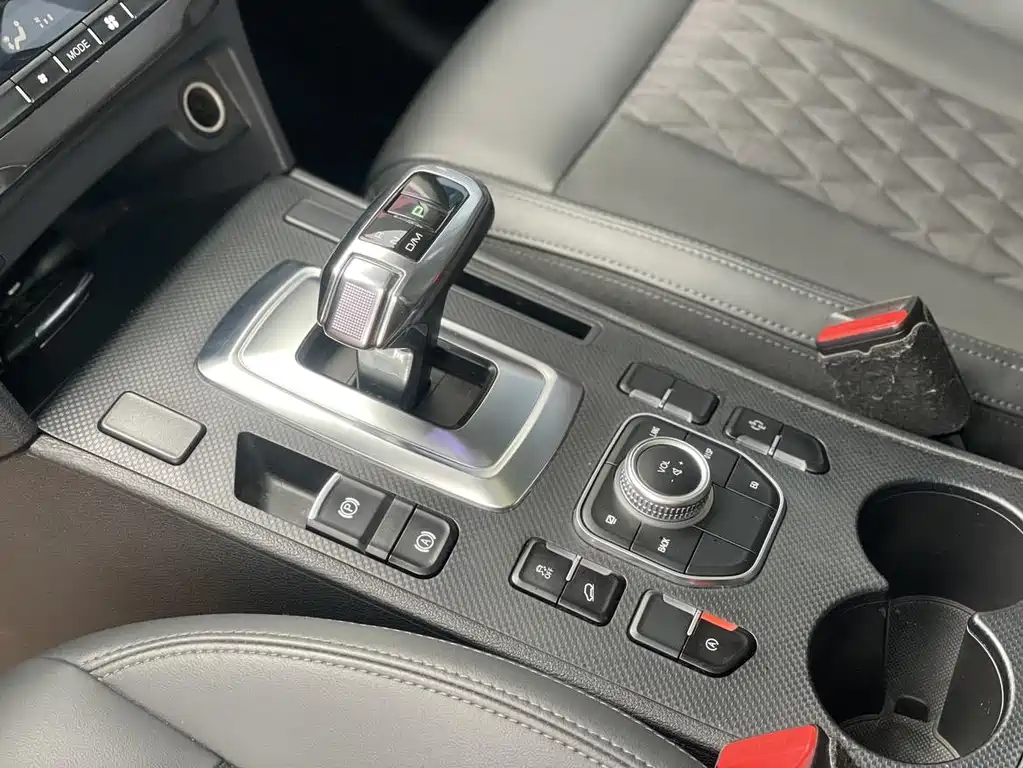 Haval H6 Coupe — фото 9