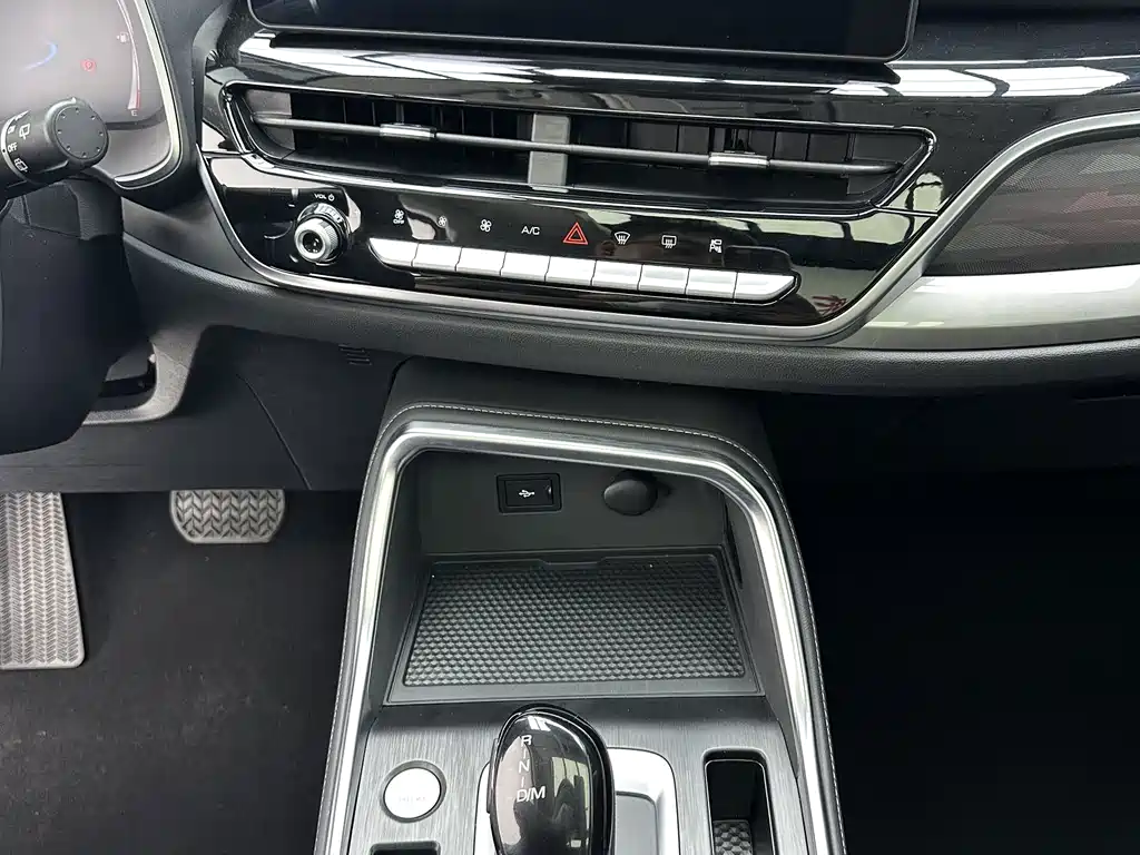 Haval H6 — фото 16