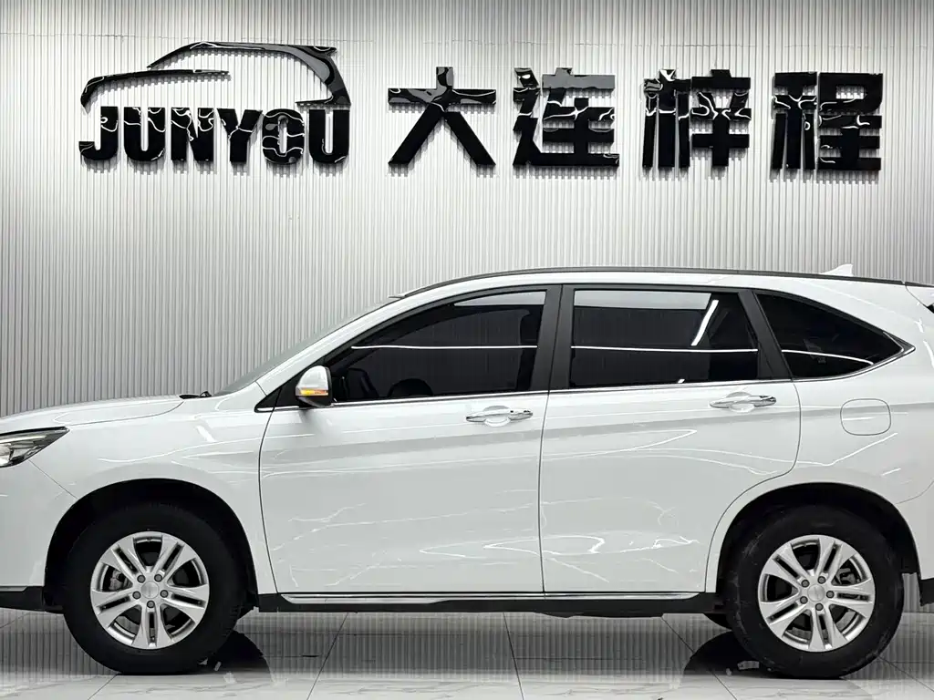 Haval M6 — фото 7