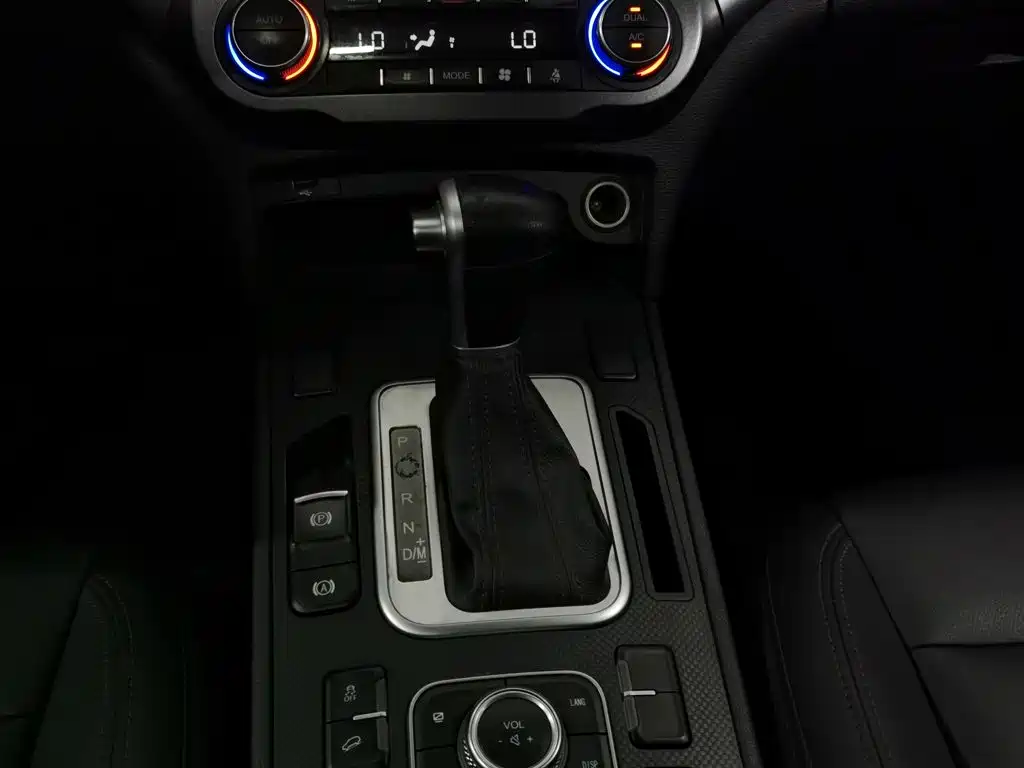 Haval H6 Coupe — фото 13