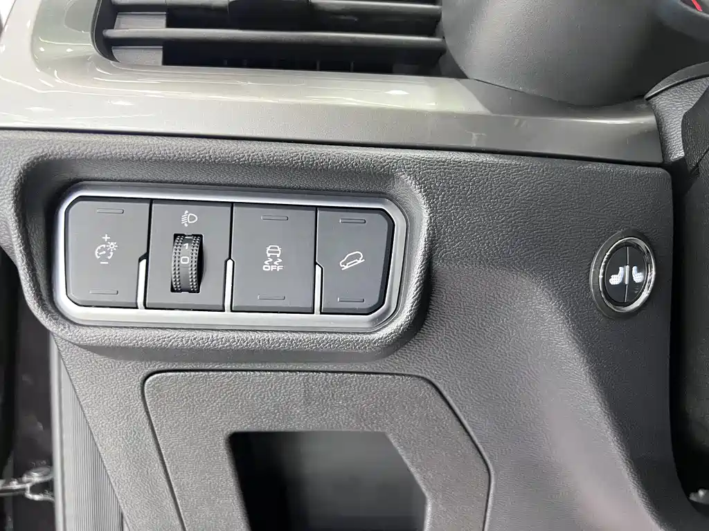 Haval H6 — фото 9