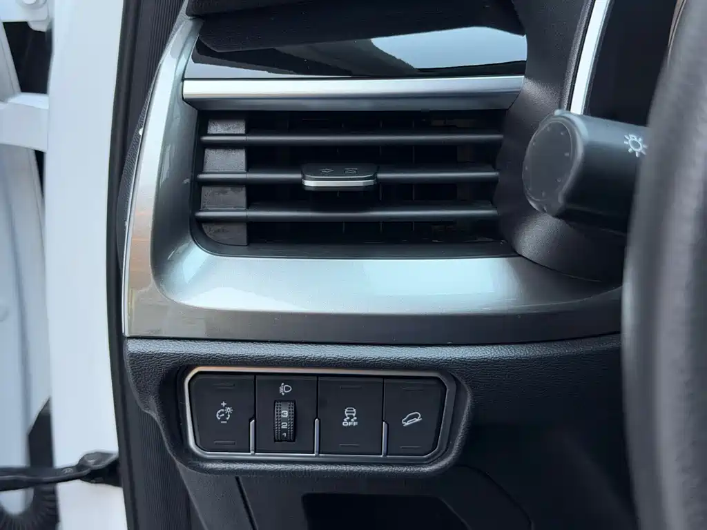 Haval H6 — фото 7