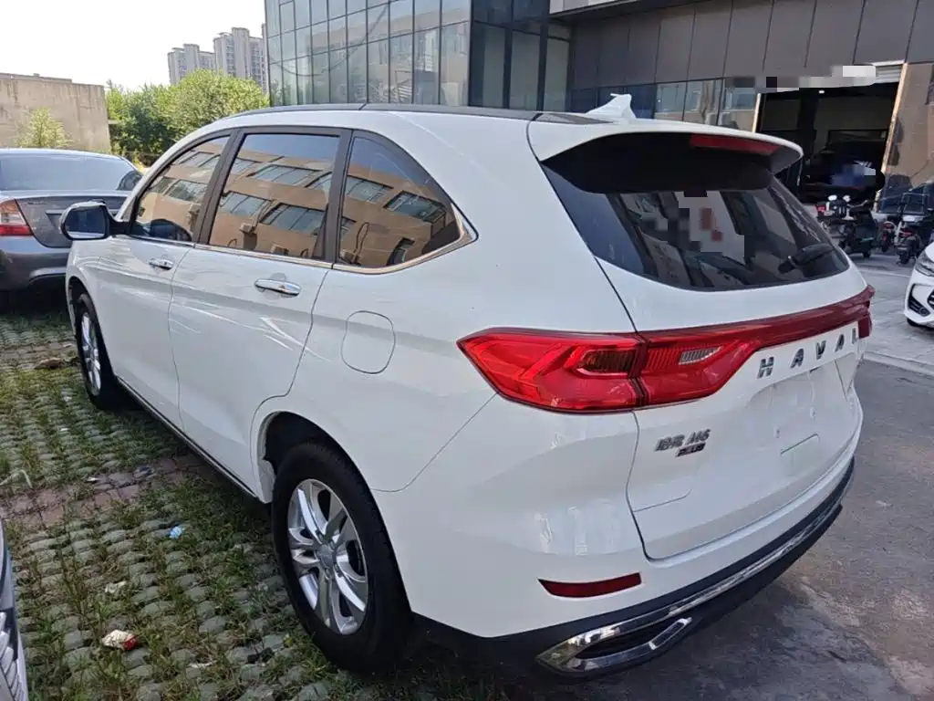 Haval M6 — фото 5