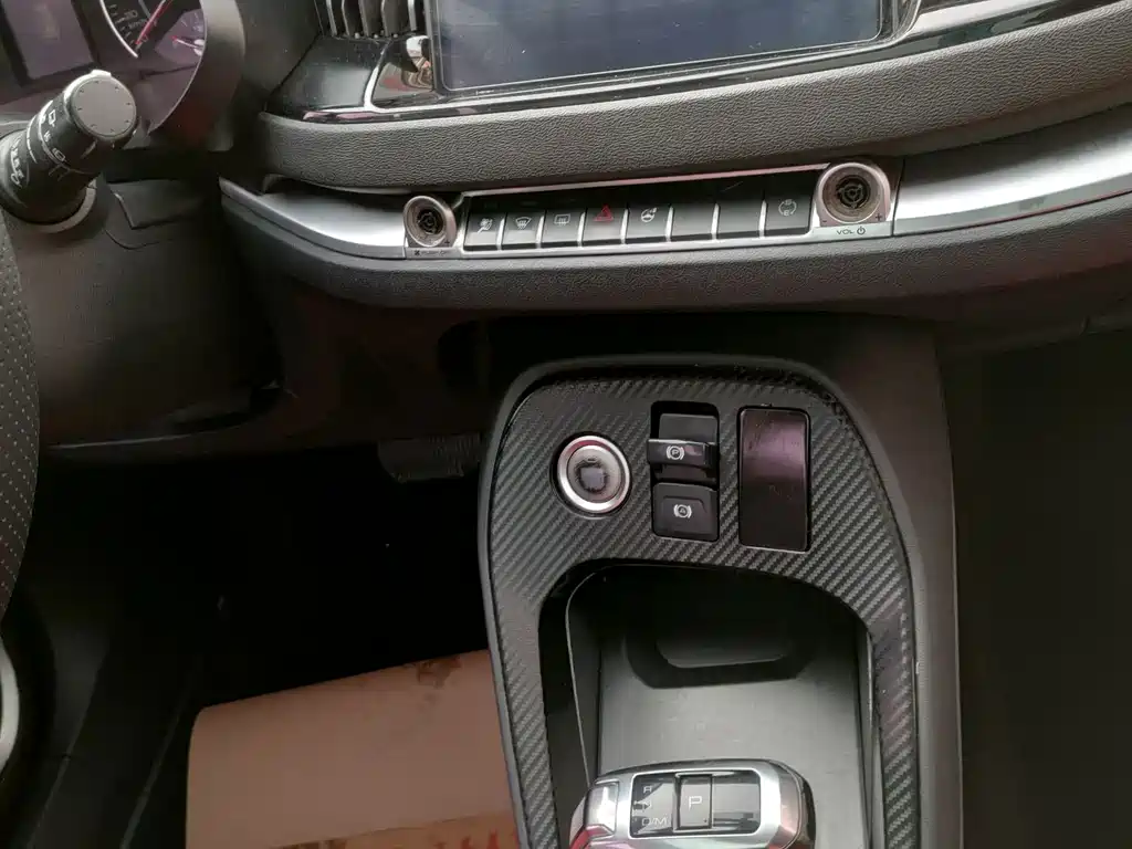 Haval H2s — фото 10