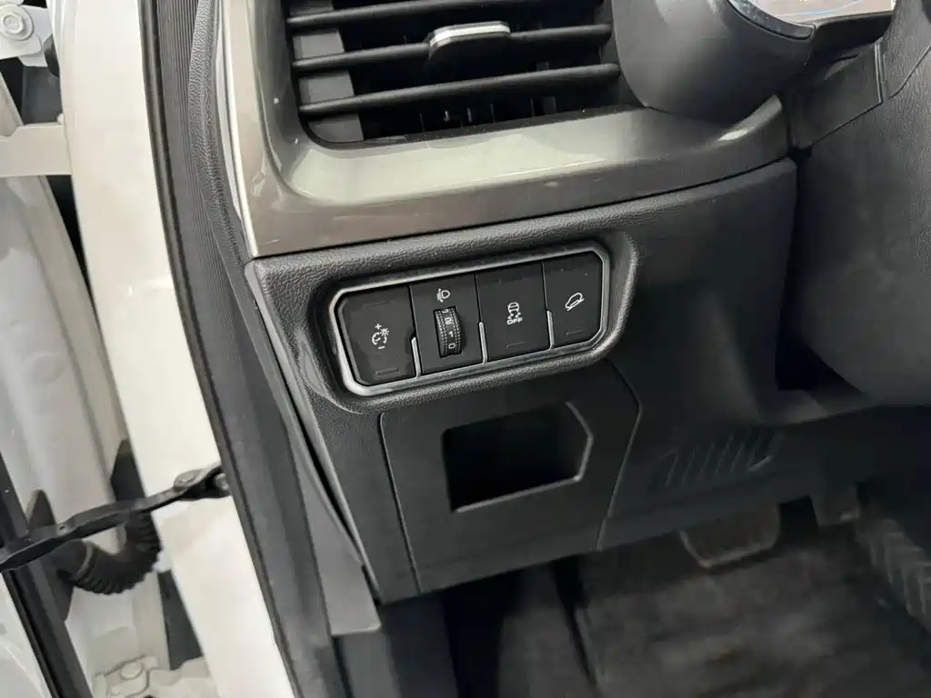 Haval H6 — фото 14