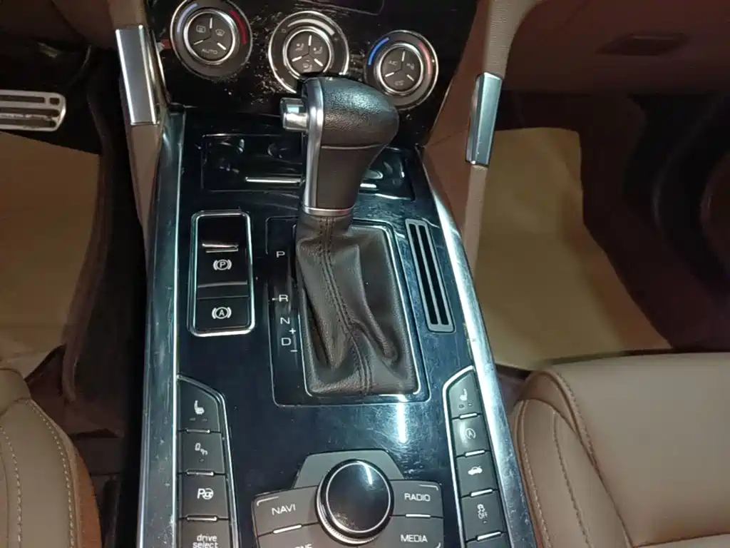 Haval H7 — фото 10