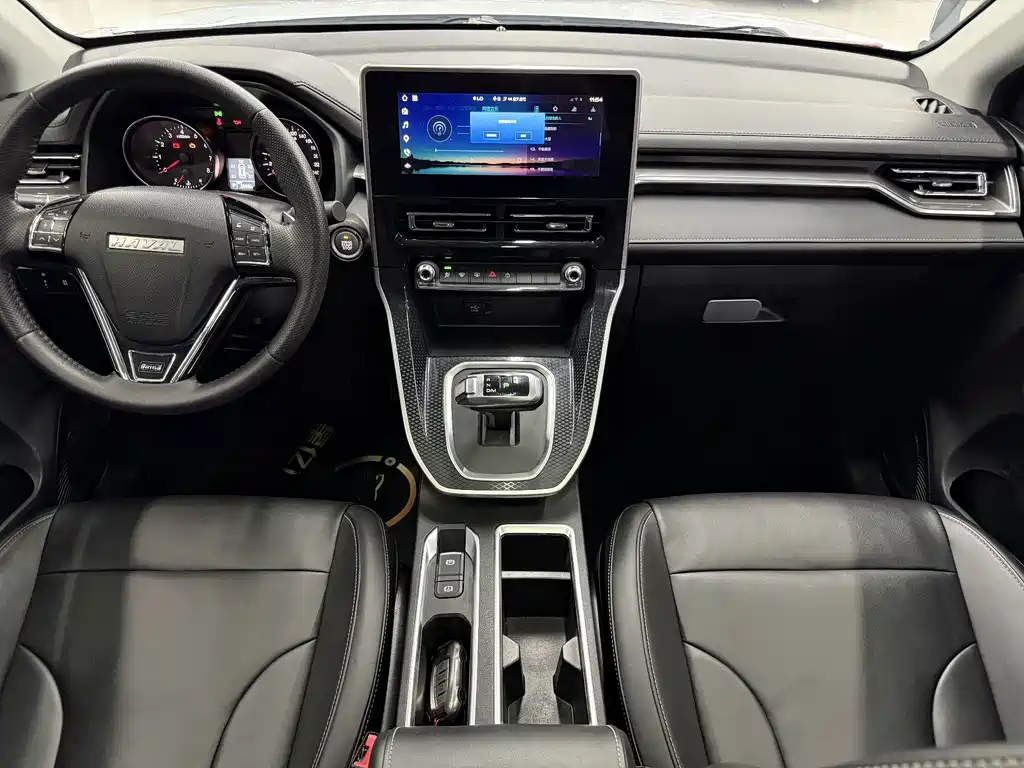 Haval M6 — фото 10