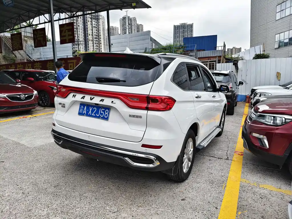 Haval M6 — фото 8