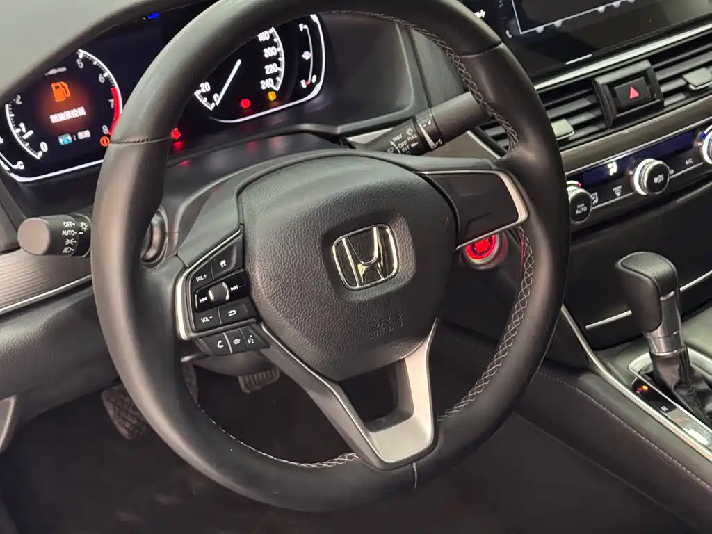 Honda Accord — фото 6