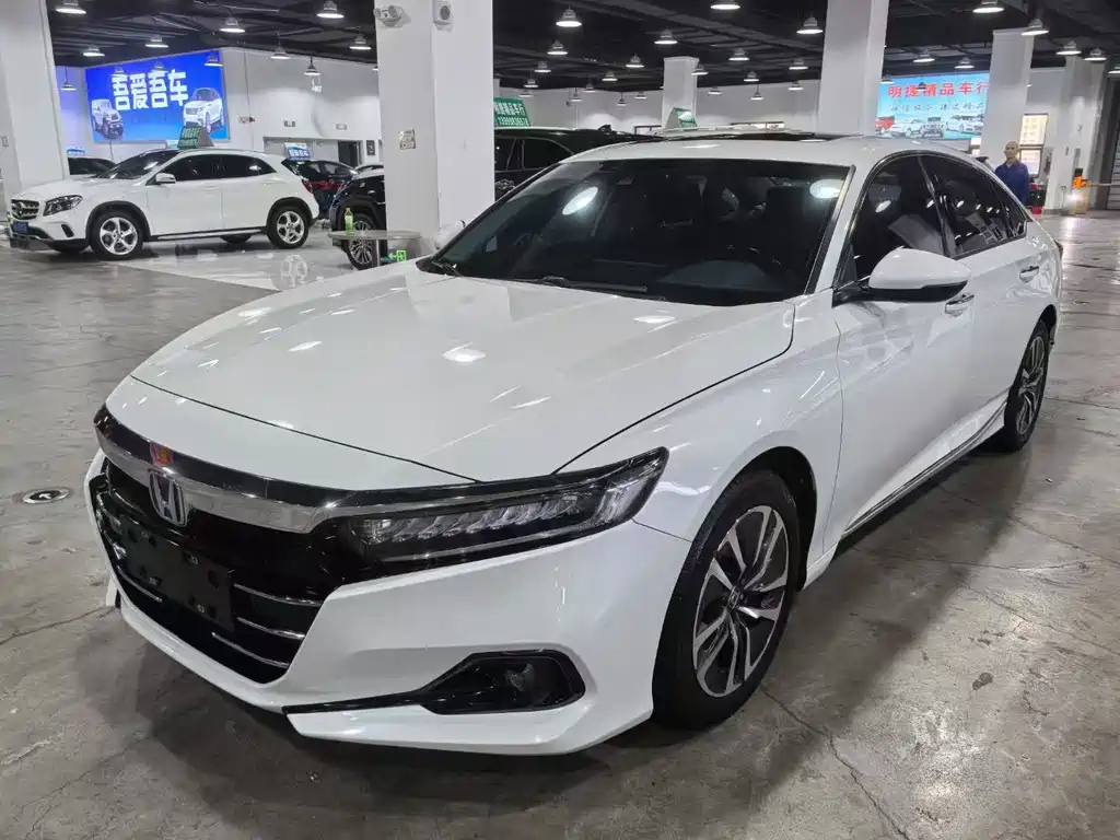 Honda Accord — фото 3