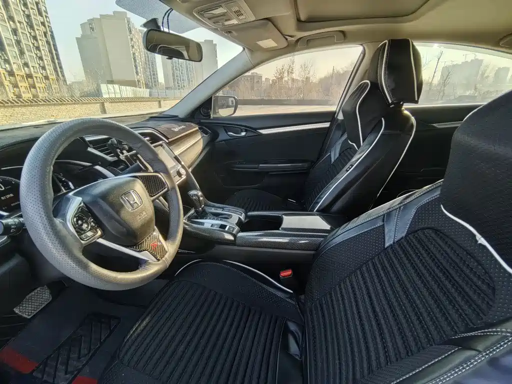 Honda Civic — фото 4