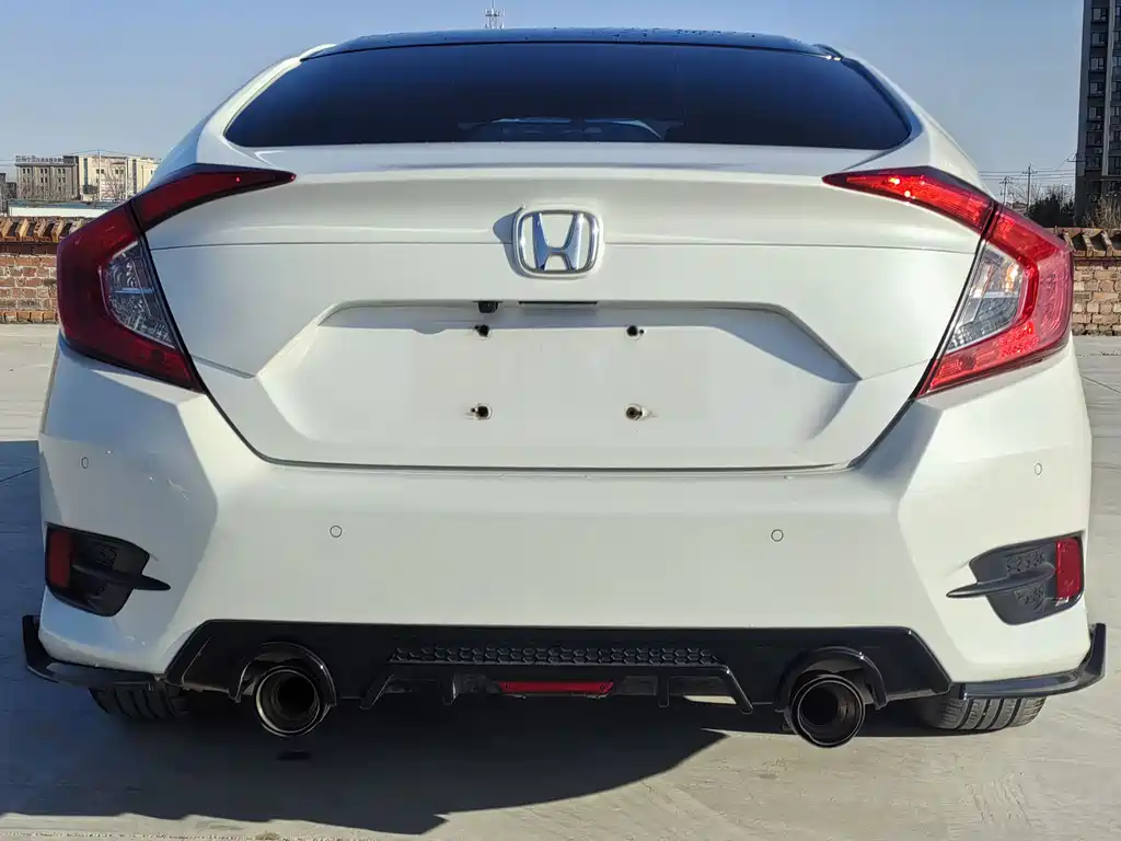 Honda Civic — фото 8