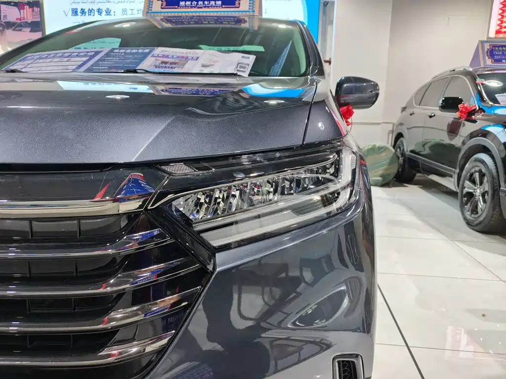 Honda Odyssey — фото 15