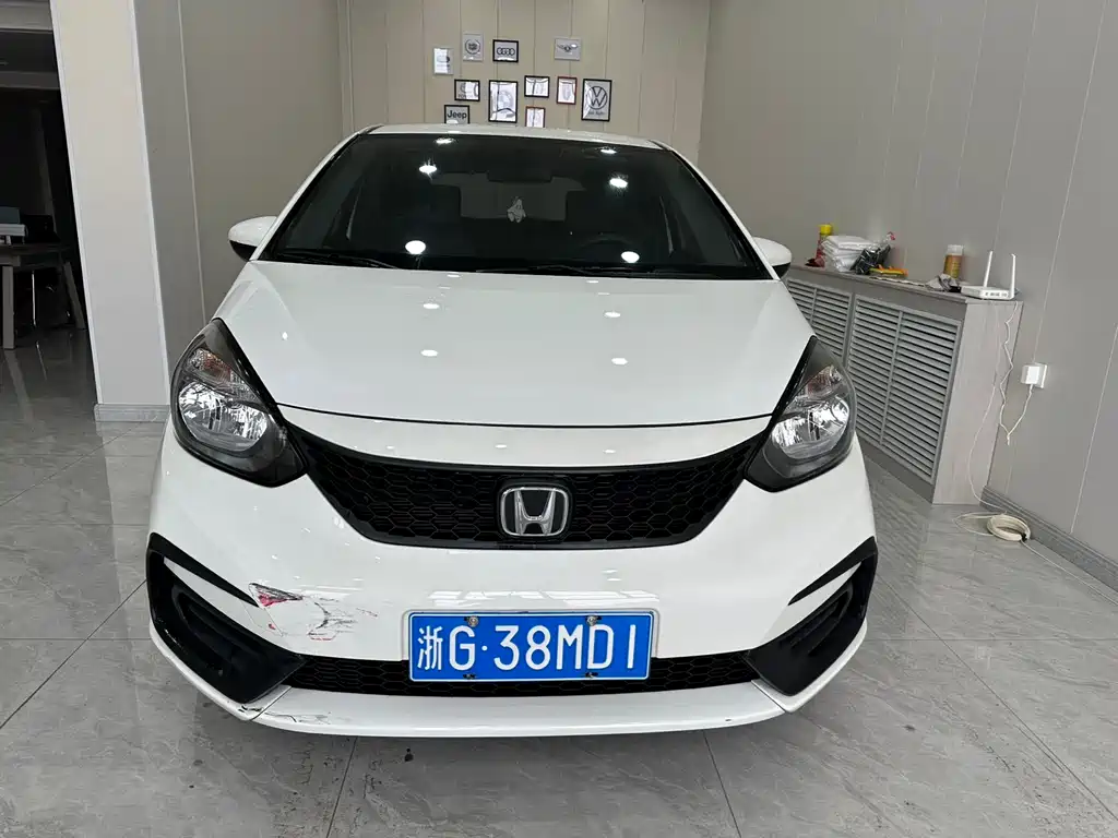 Honda Fit — фото 2
