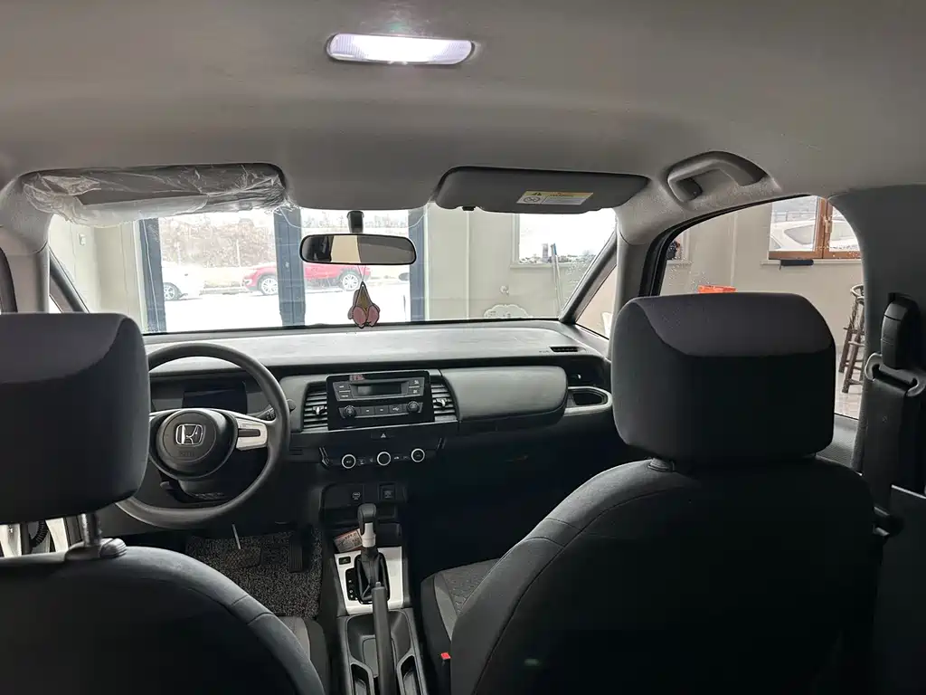 Honda Fit — фото 13