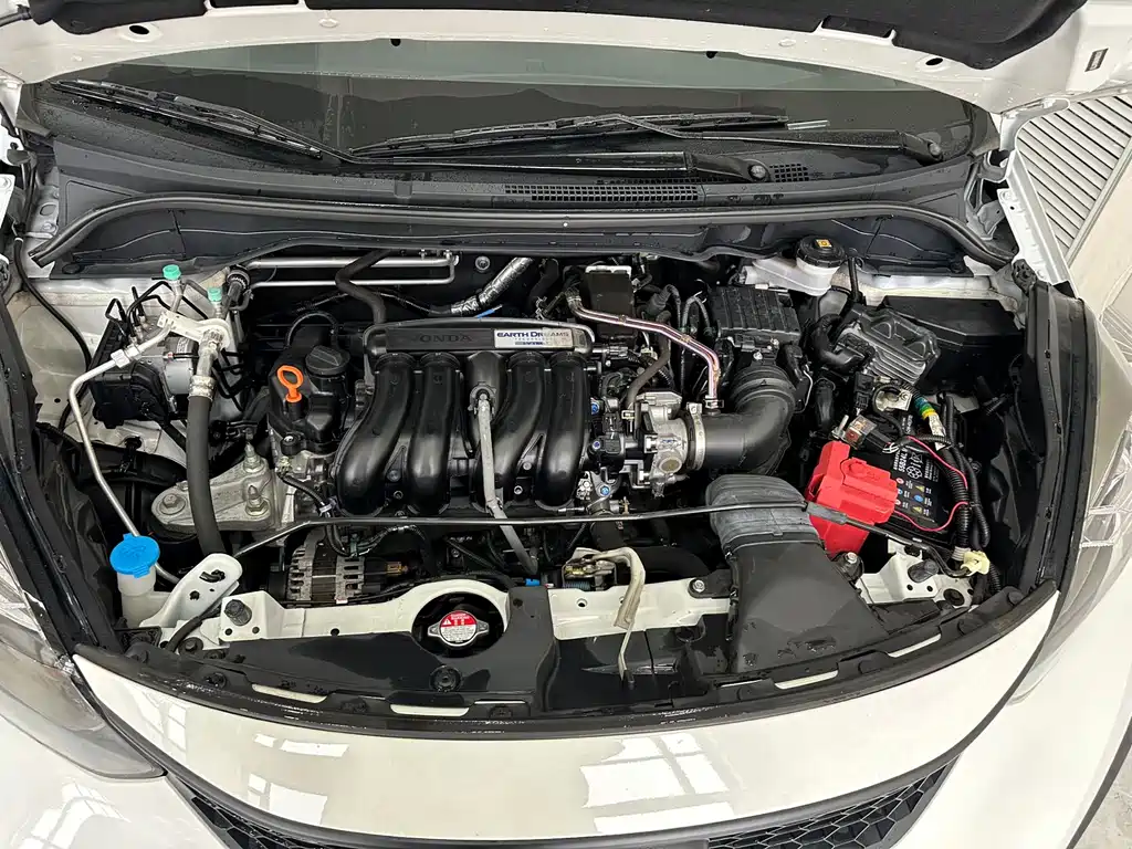 Honda Fit — фото 17