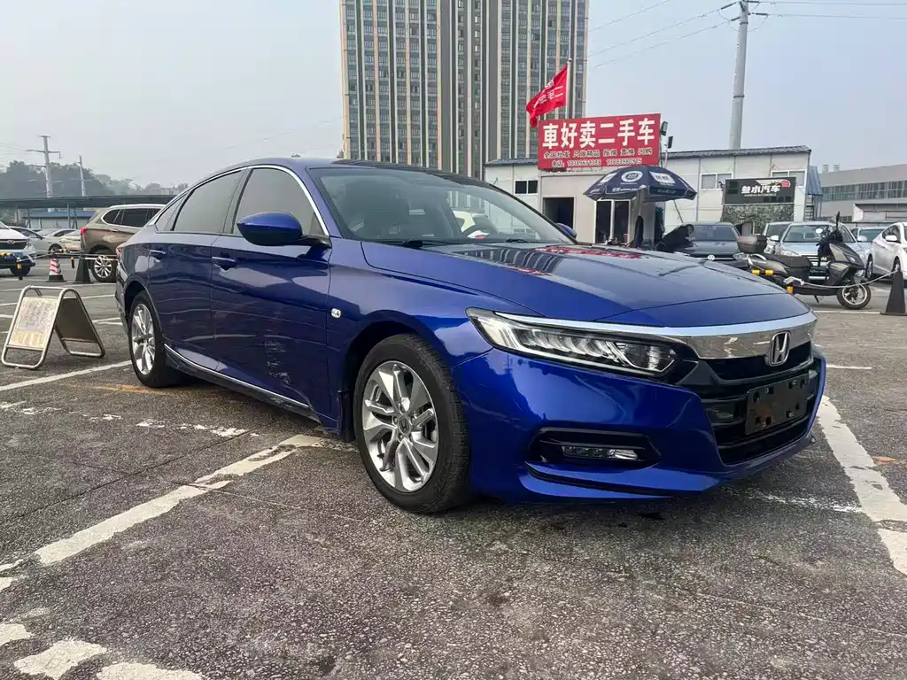 Honda Accord — фото 3
