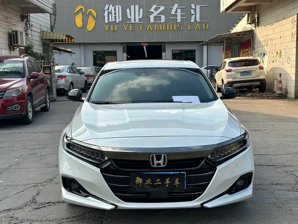 Honda Accord — фото 2