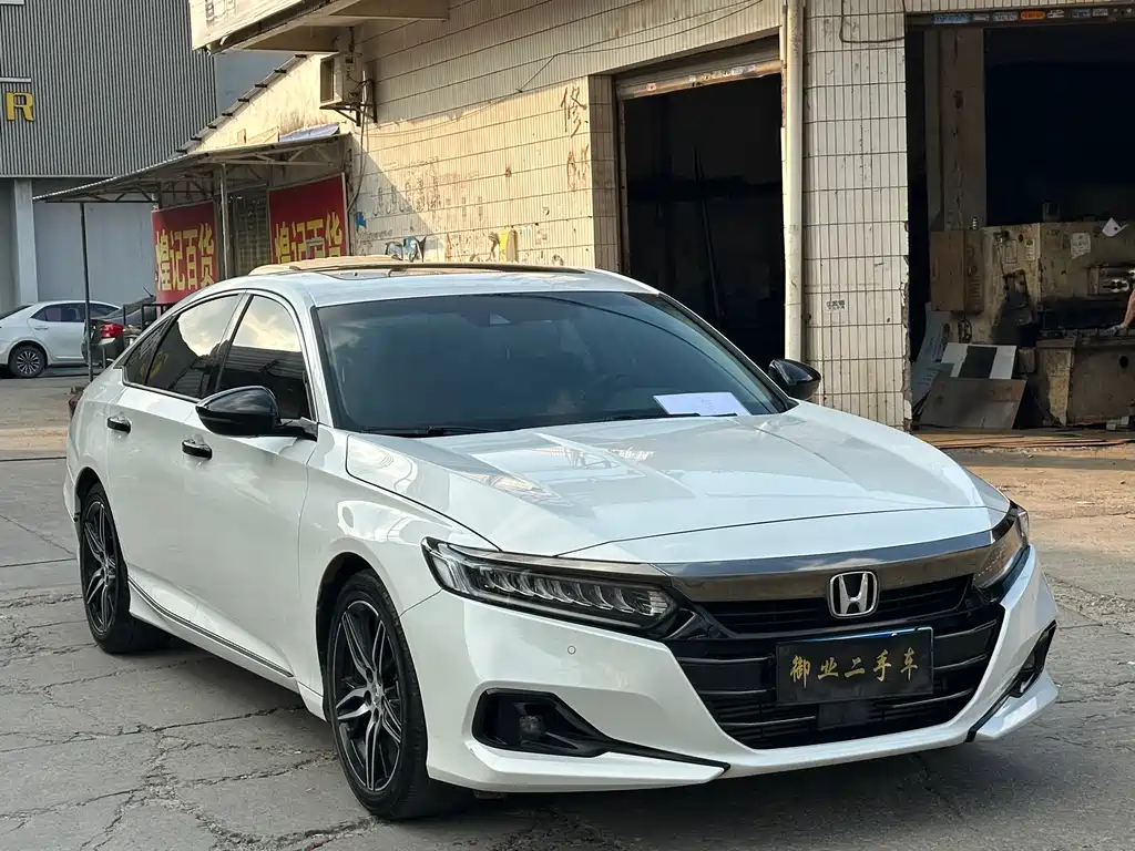 Honda Accord — фото 3