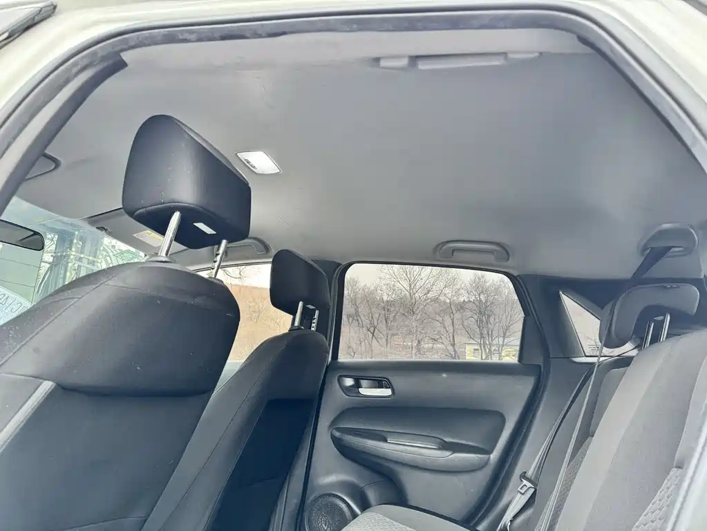 Honda Fit — фото 15
